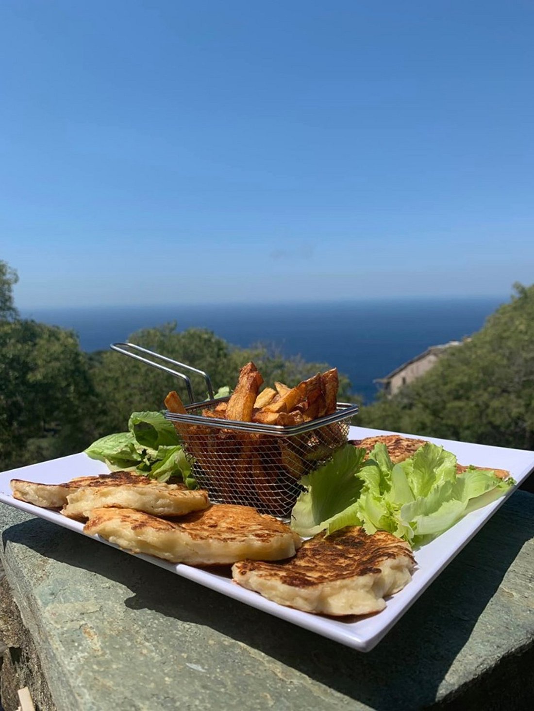 Spécialité corse maison, Bar des Amis