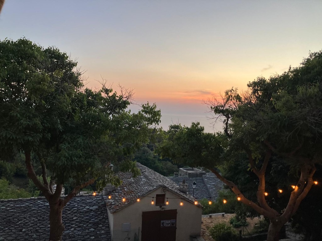 Coucher de soleil sur Canari depuis la terrasse